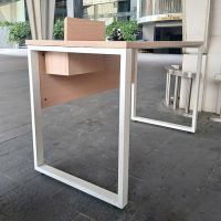 Bàn Làm Việc Chân Sắt BLVCS08.jpg