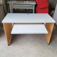 Bàn Làm Việc Gỗ BLVG15.jpg
